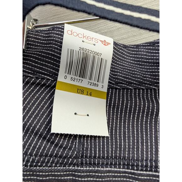 Dockers Womens Navy Pinstripe Capri Pants Sz 14 Truly Slimming Belted Soft - Picture 5 of 7